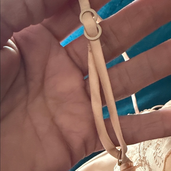 YVES SAINT Laurent Peach Lace Trim Camisole - Picture 8 of 8